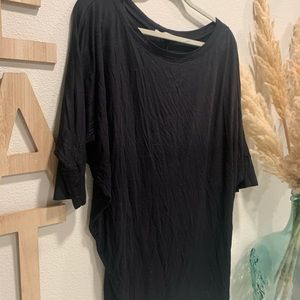 41 Hawthorne batwing arm black blouse, M